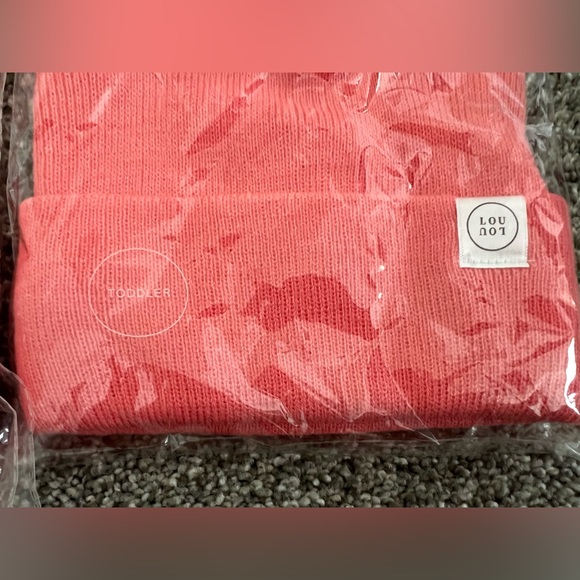 BNWT Lou Lou & Company Mommy & Me Pom Beanies - Melon - Picture 3 of 3